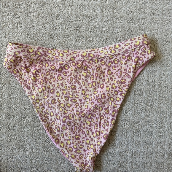 DIPPIN DAISY’S pink animal print high waisted cheeky swim bikini bottoms large - Picture 4 of 4